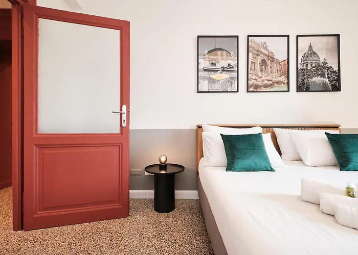 Elegant With View Of Castel Sant'angelo Apartment *